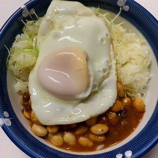 お昼に　レトルトチリコンカンで栄養バランスご飯